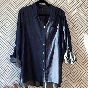 NWT DENIM RELAXED FIT BUTTON DOWN LONG SLEEVE TOP WITH ROLLED CUFF DETAIL